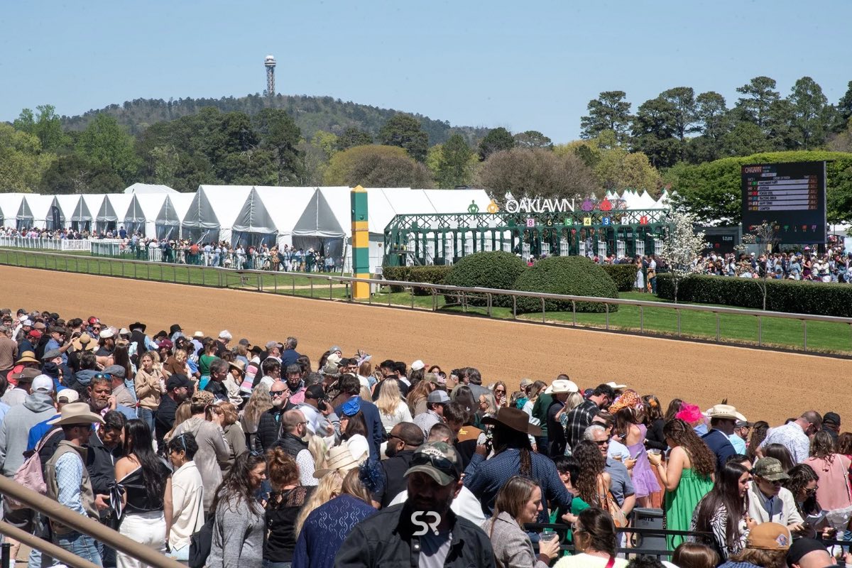 Oaklawn Racing track